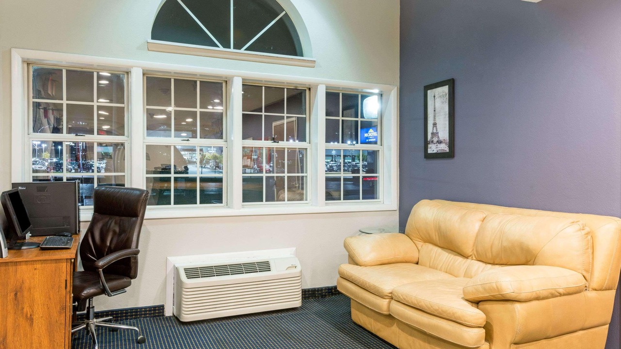 Photo of Livingroom in Henrietta