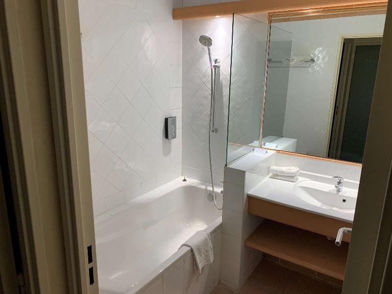 Photo of Bathroom in Montfavet