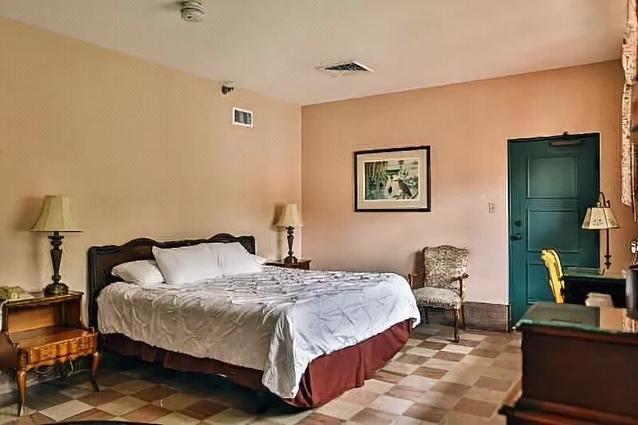 Photo of Bedroom in Wakulla Springs