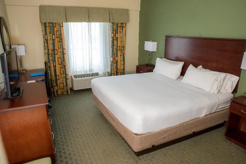 Photo of Bedroom in Cocoa