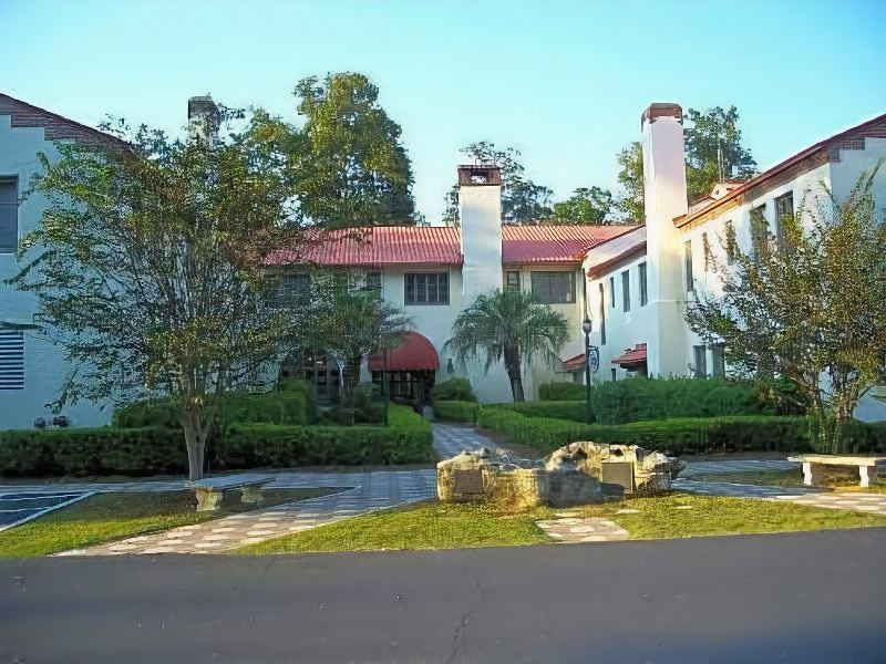 Photo of Buildings in Wakulla Springs