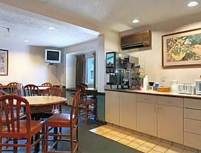 Photo of Livingroom in Henrietta