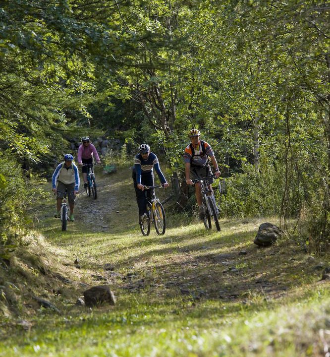 Photo of Outdoor in Isola