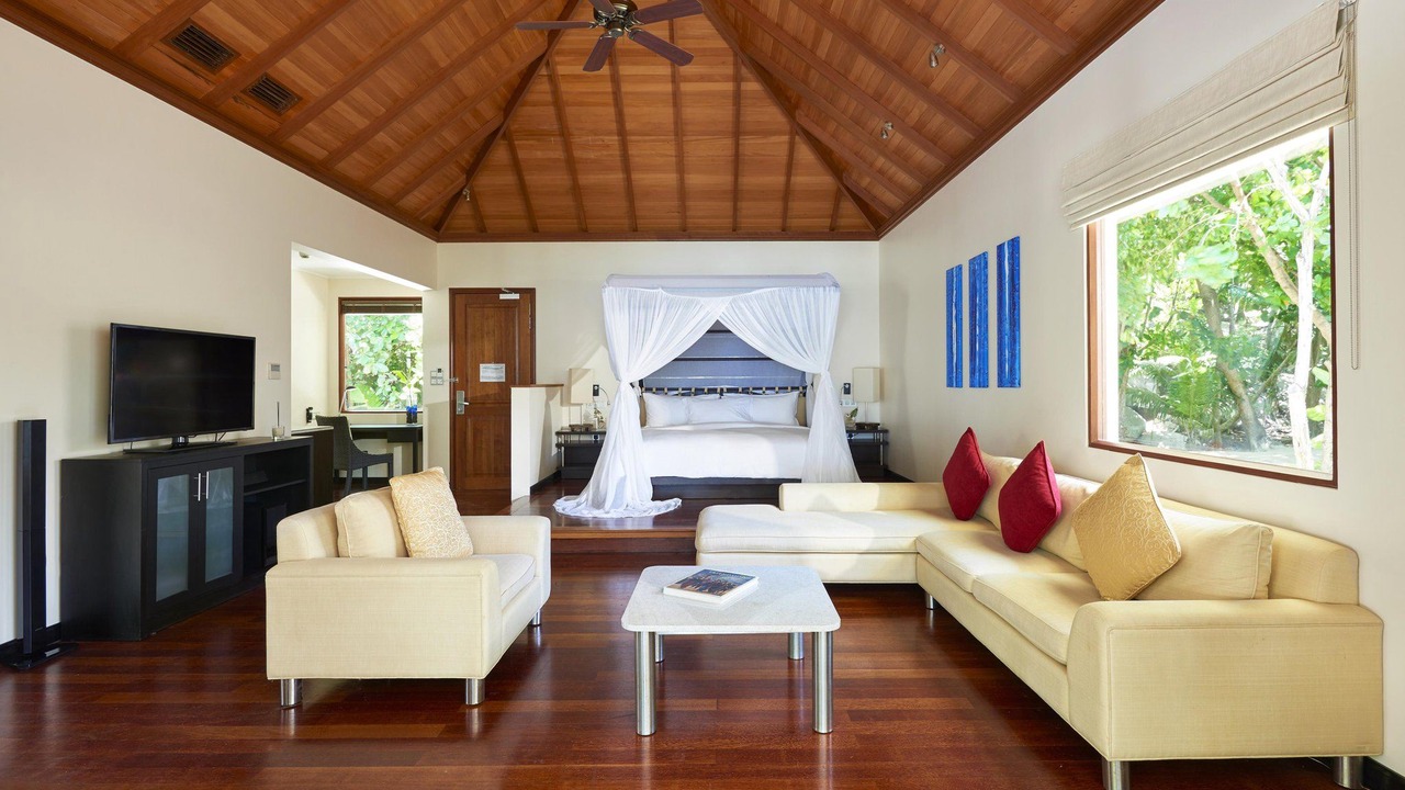 Photo of Livingroom in Silhouette Island