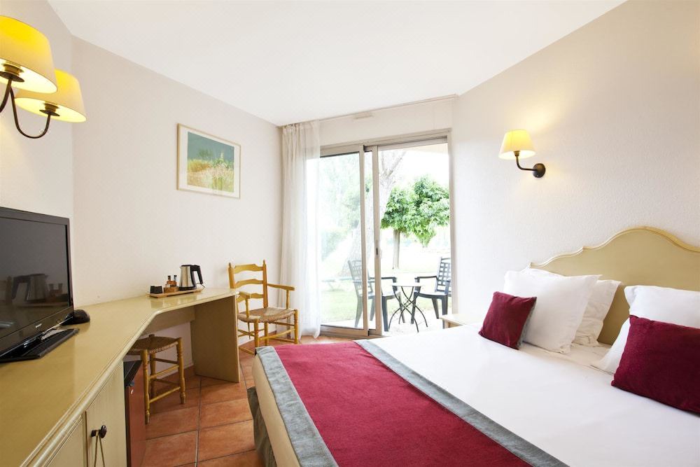Photo of Bedroom in Montfavet