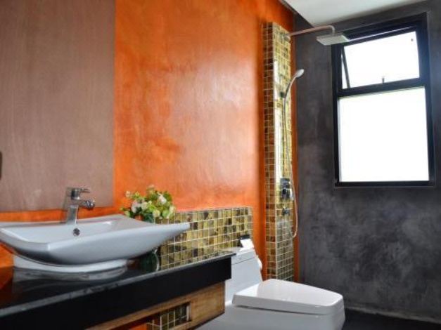 Photo of Bathroom in Maret