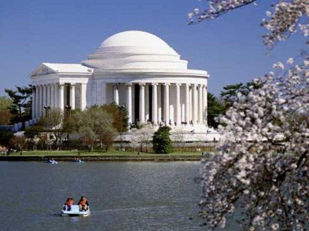 Photo of Buildings in Triangle