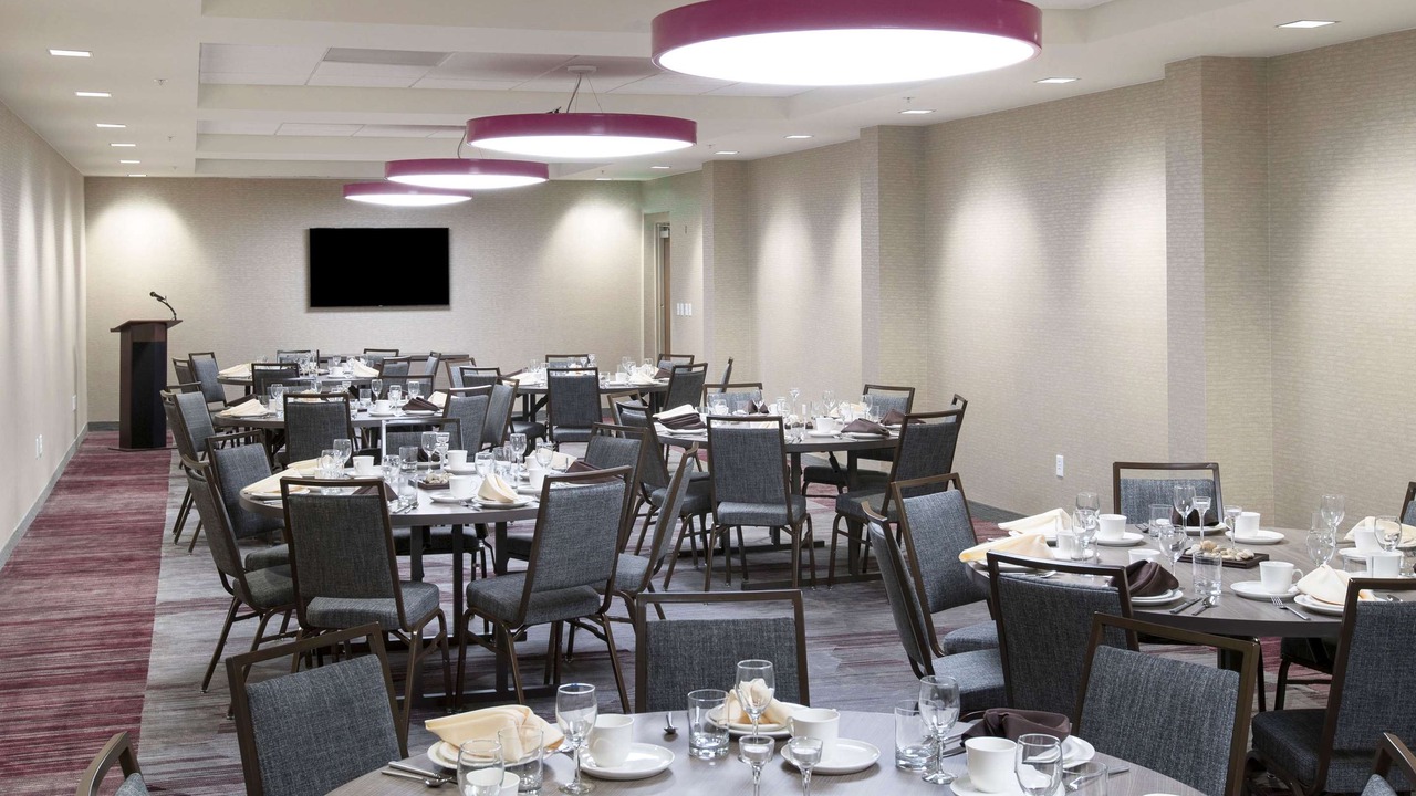 Photo of Livingroom in Downtown Niagara Falls