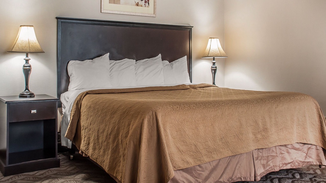 Photo of Bedroom in Niagara Falls