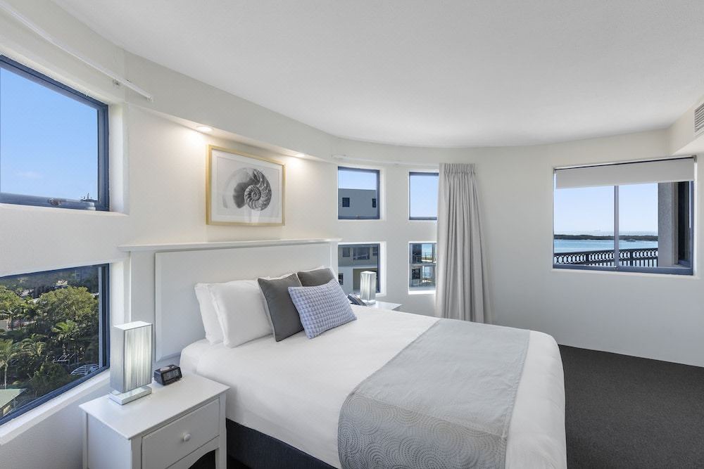 Photo of Bedroom in Golden Beach