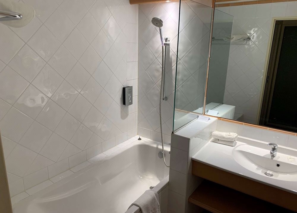 Photo of Bathroom in Montfavet