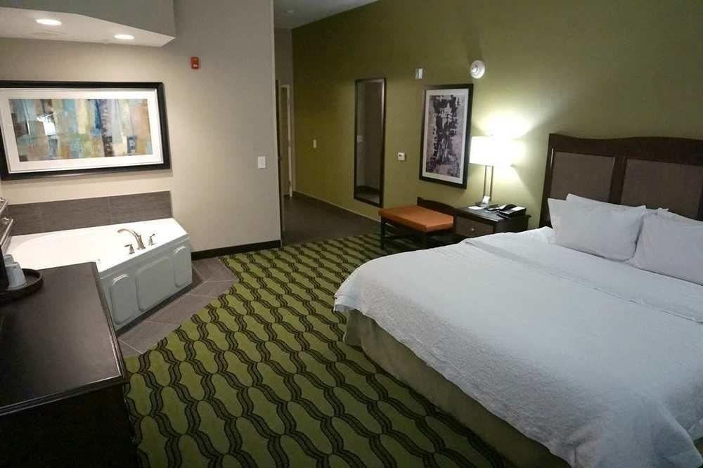 Photo of Bedroom in Niagara Falls