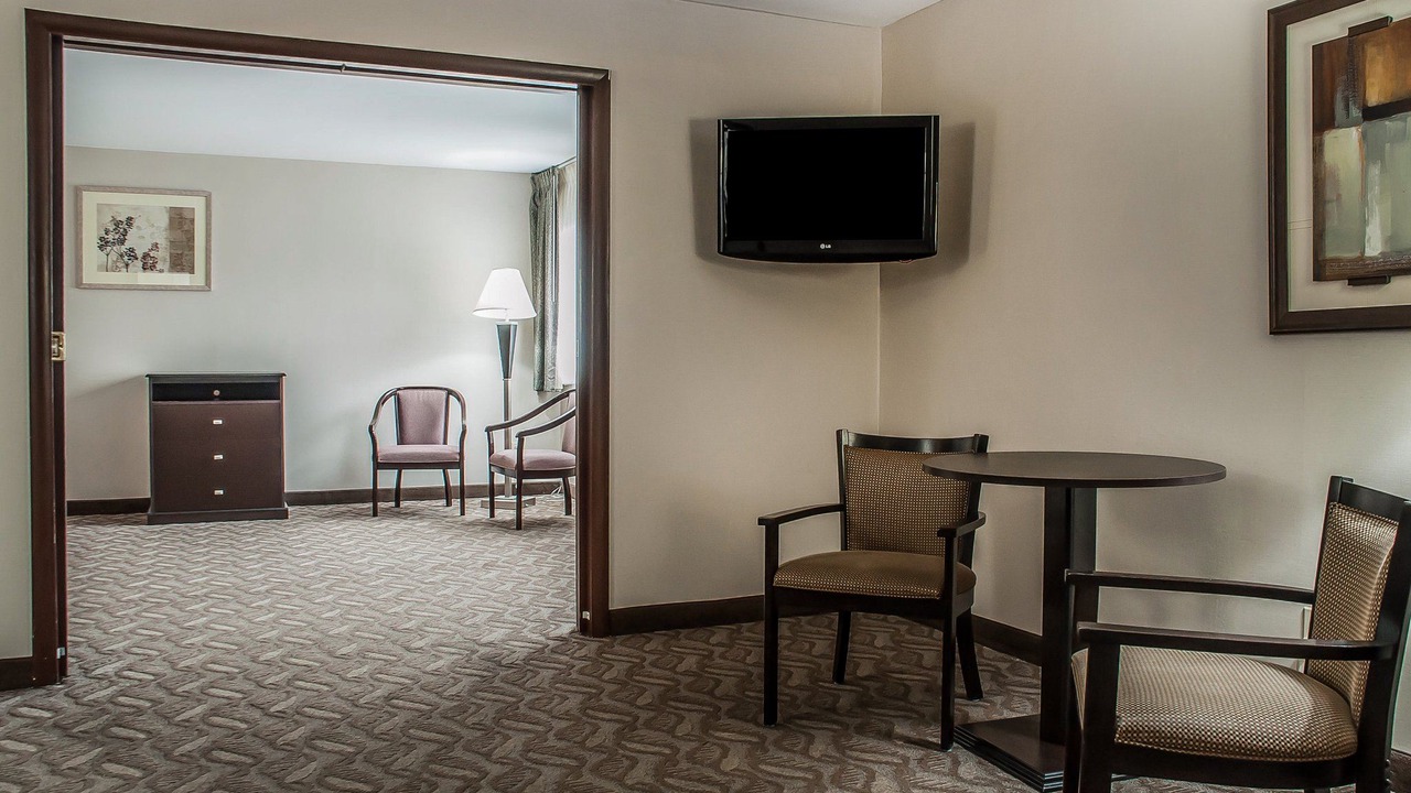 Photo of Livingroom in Niagara Falls