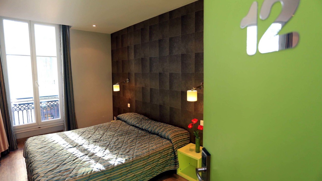 Photo of Bedroom in Jean-Medecin