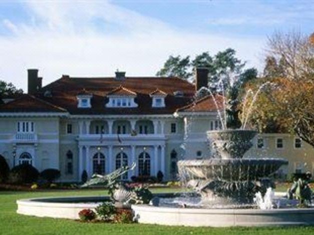 Photo of Buildings in Beverly