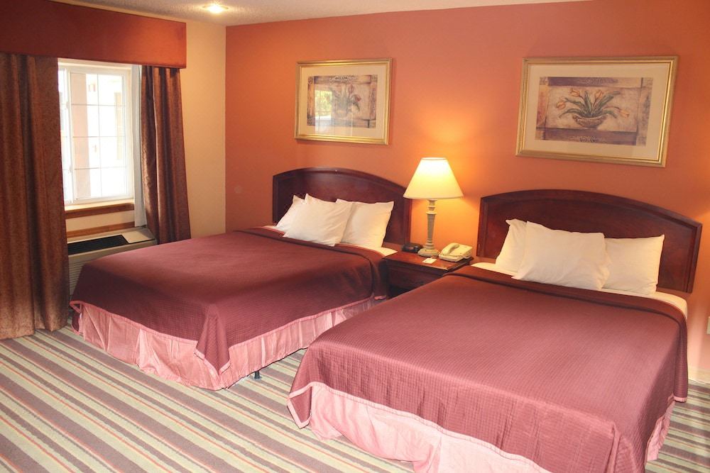 Photo of Bedroom in Lenox