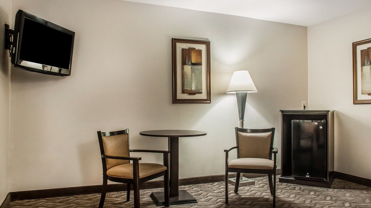 Photo of Livingroom in Niagara Falls