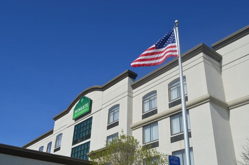 Photo of Buildings in Chantilly