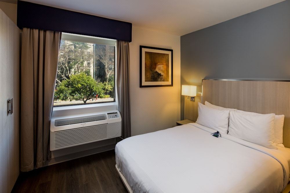 Photo of Bedroom in Bowery