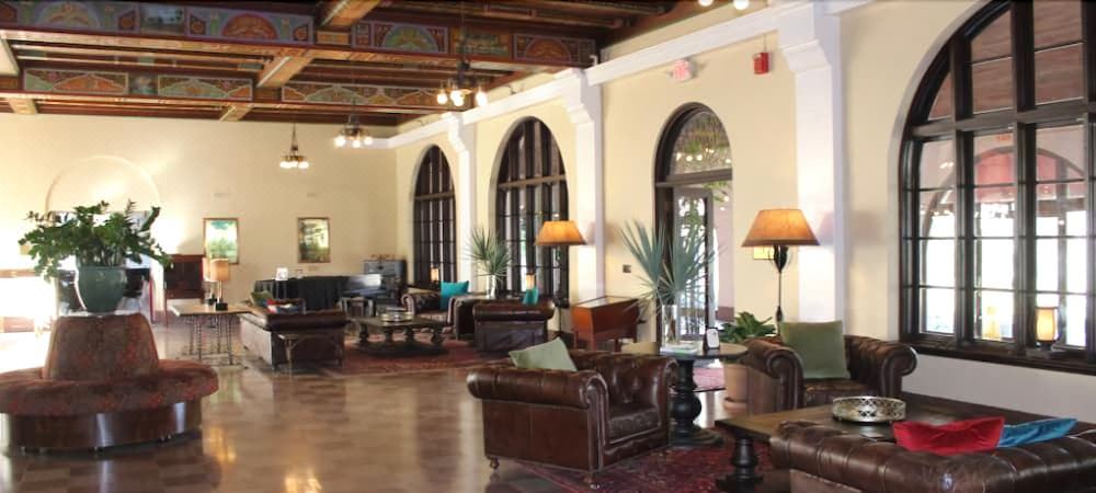 Photo of Livingroom in Wakulla Springs