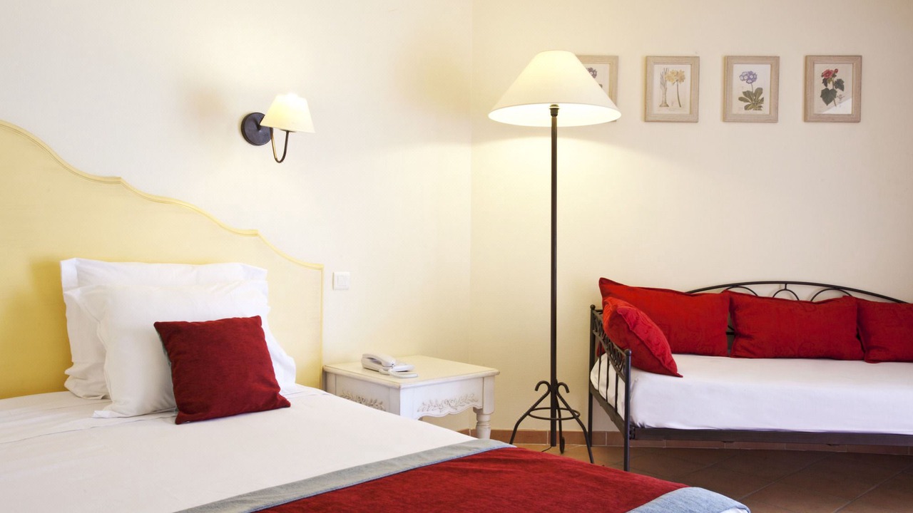 Photo of Bedroom in Montfavet