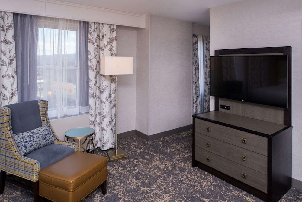Photo of Livingroom in Utica