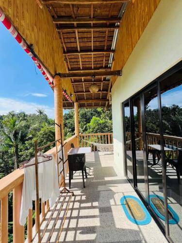 Photo of Patio Balcony in Lazi