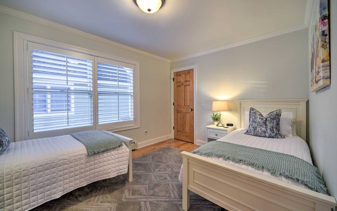 Photo of Bedroom in Saratoga Springs