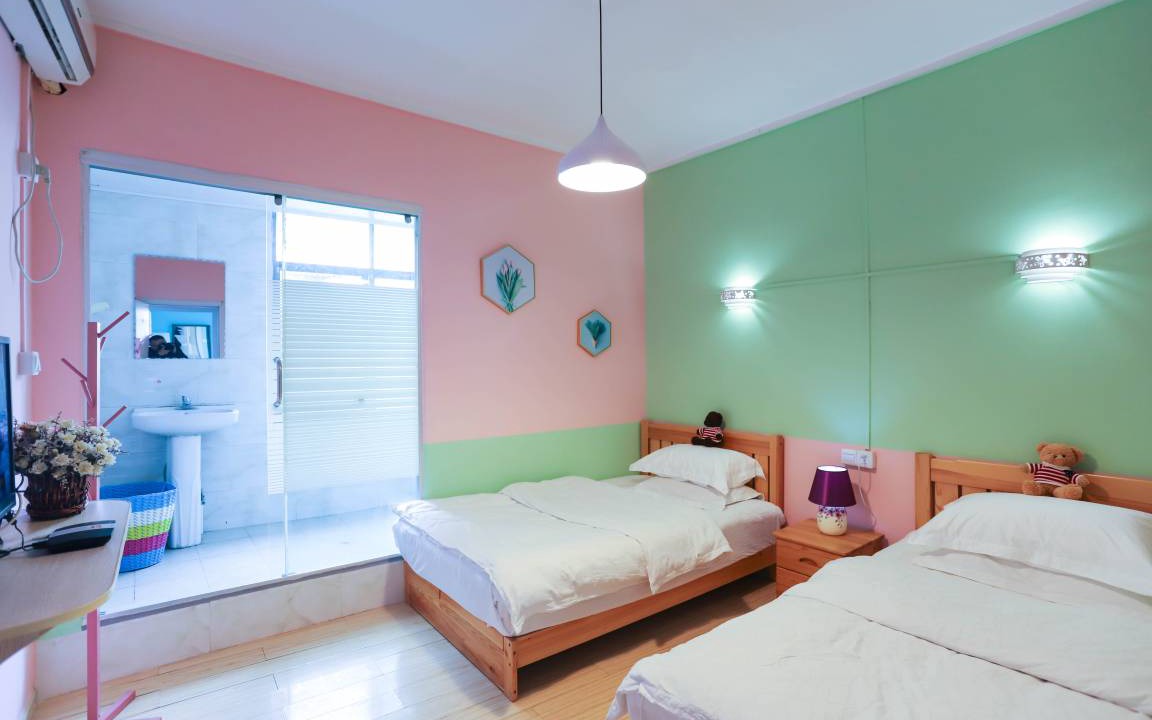 Photo of Bedroom in Yue Lu