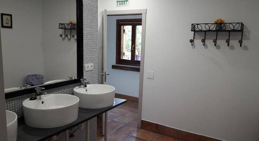 Photo of Bathroom in Lesaka