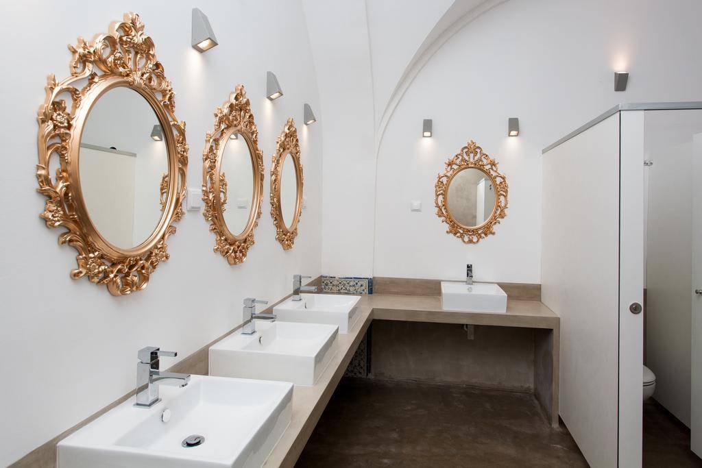 Photo of Bathroom in Misericordia