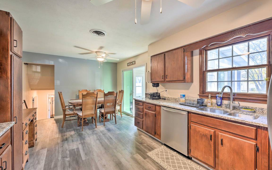 Photo of Kitchen in Granger