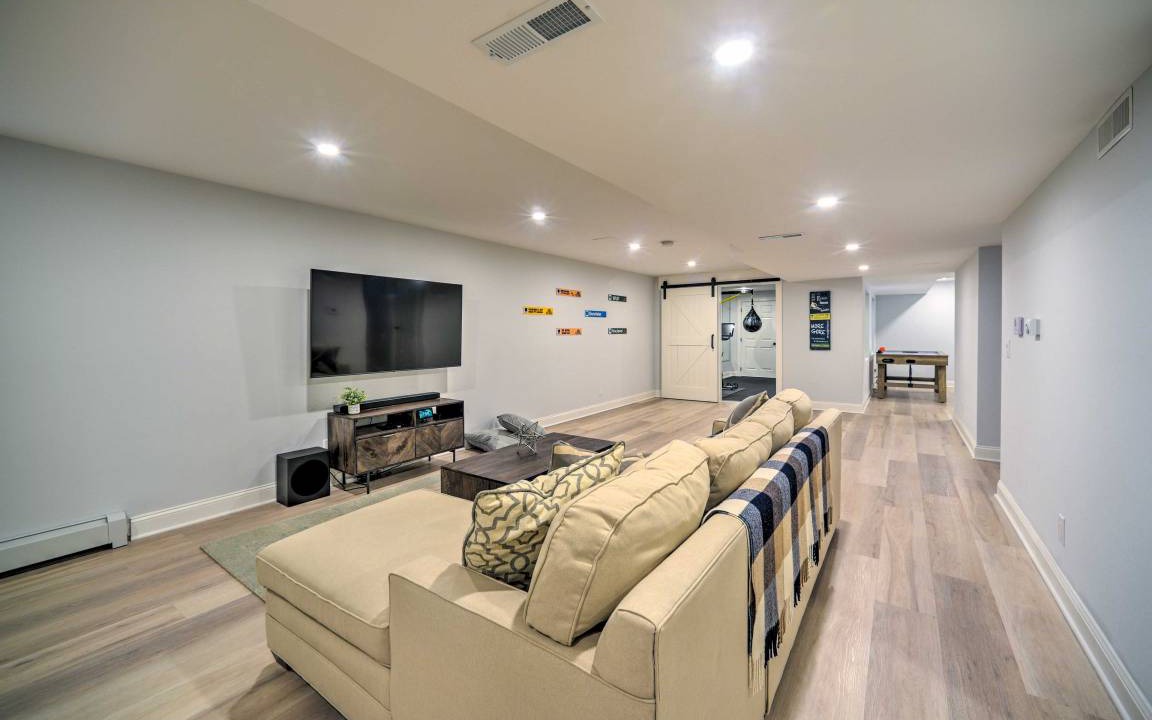 Photo of Livingroom in Saratoga Springs