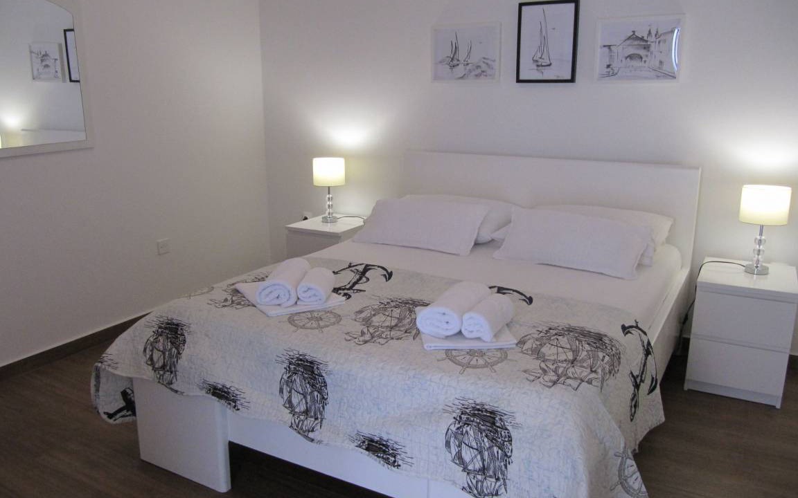 Photo of Bedroom in Brist