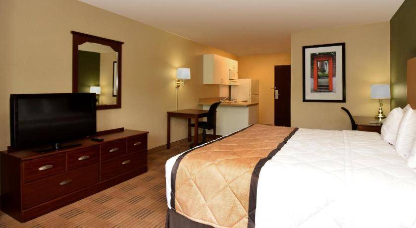 Photo of Bedroom in Lexington Park