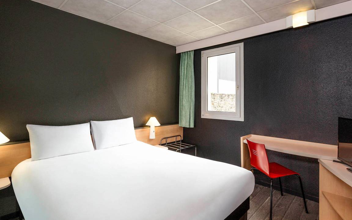 Photo of Bedroom in Lannion