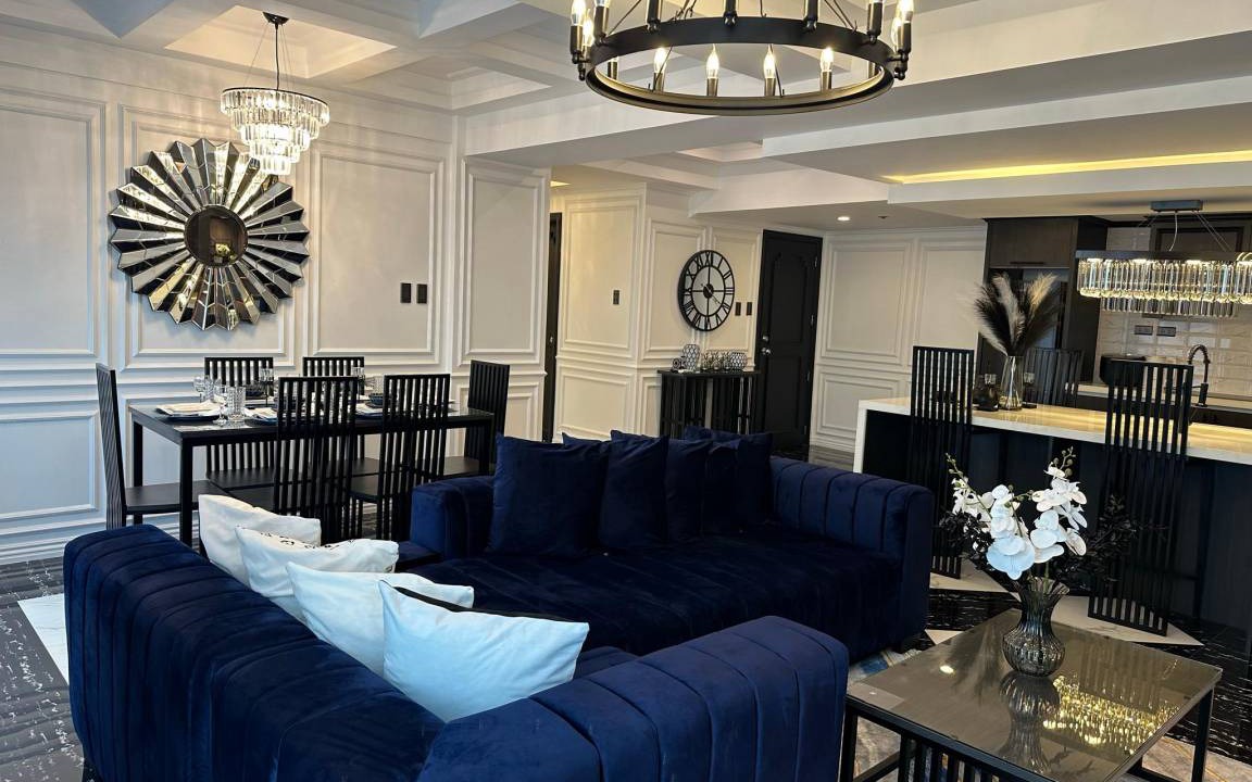Photo of Livingroom in Downtown