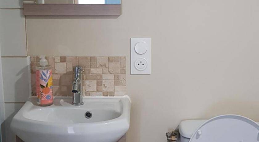 Photo of Bathroom in Pleslin-Trigavou
