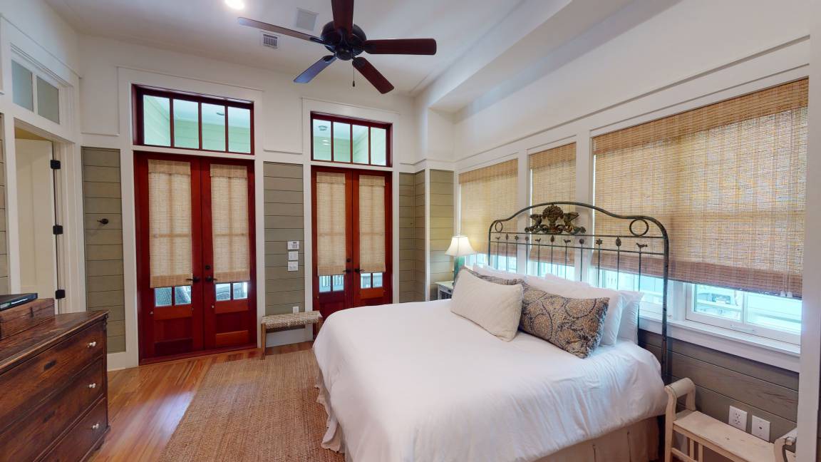 Photo of Bedroom in Beach District