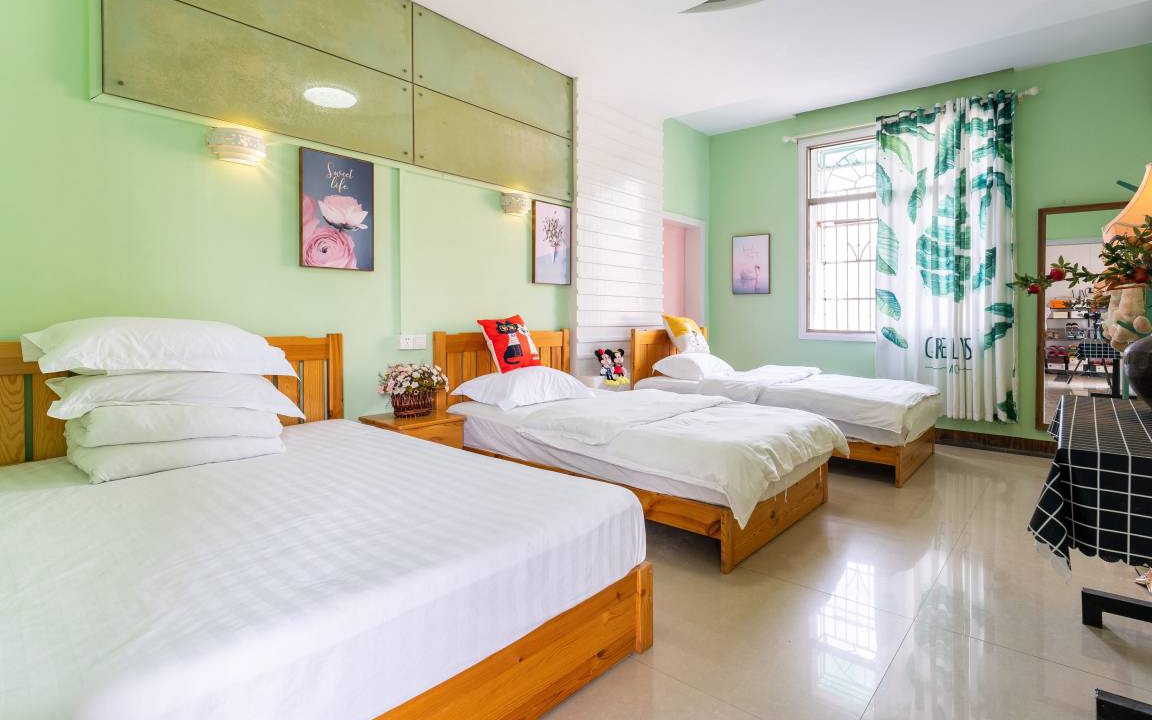 Photo of Bedroom in Yue Lu