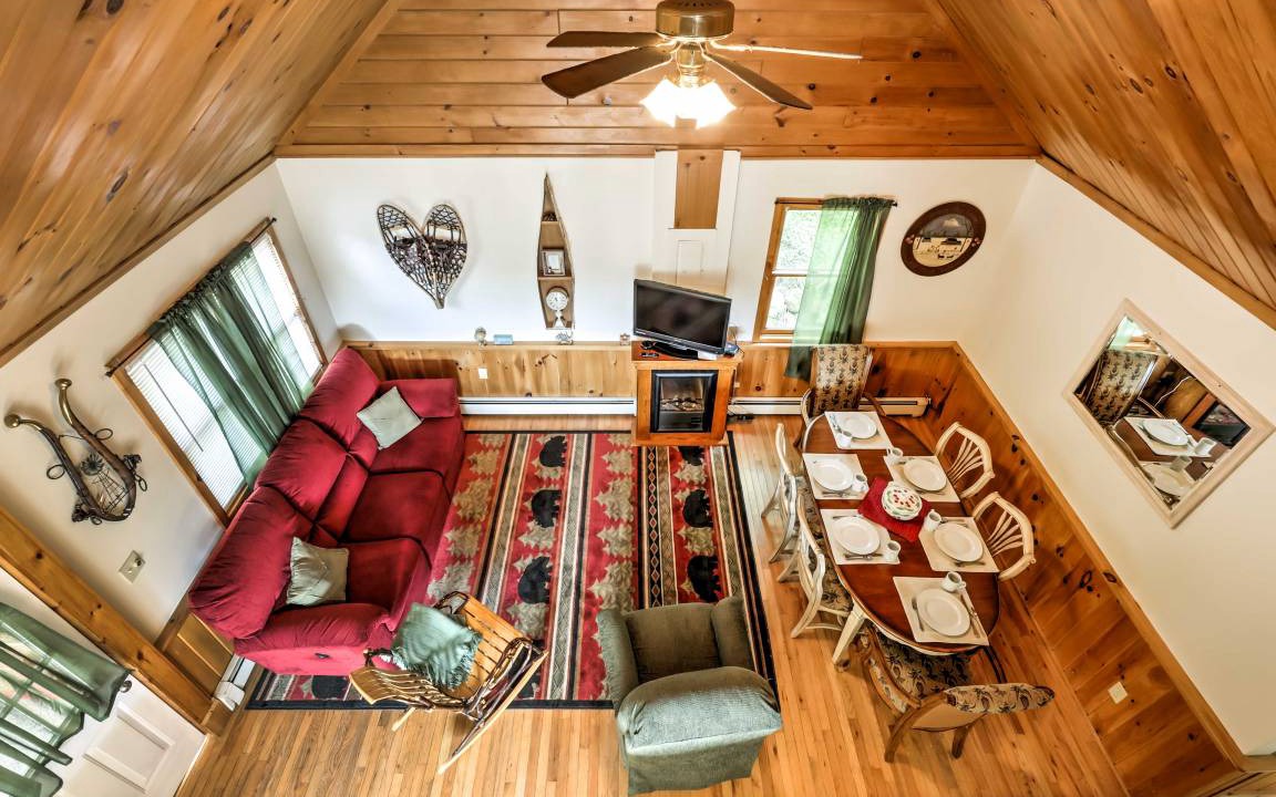 Photo of Livingroom in North Creek
