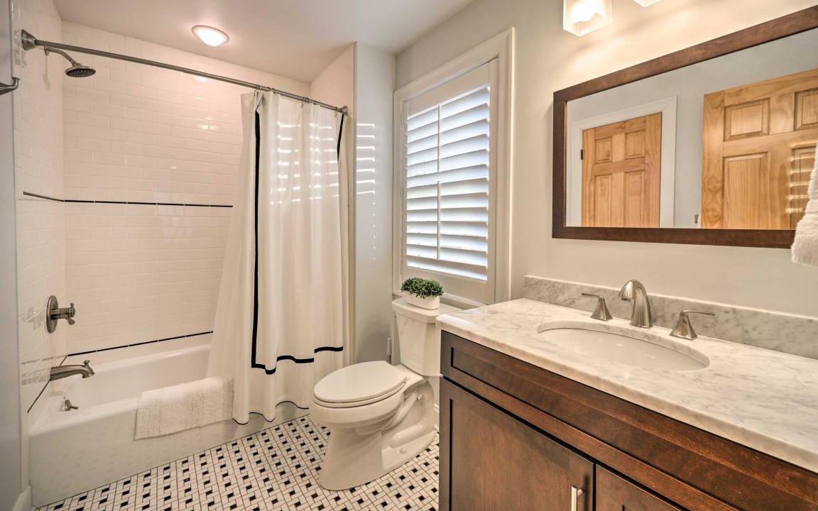 Photo of Bathroom in Saratoga Springs
