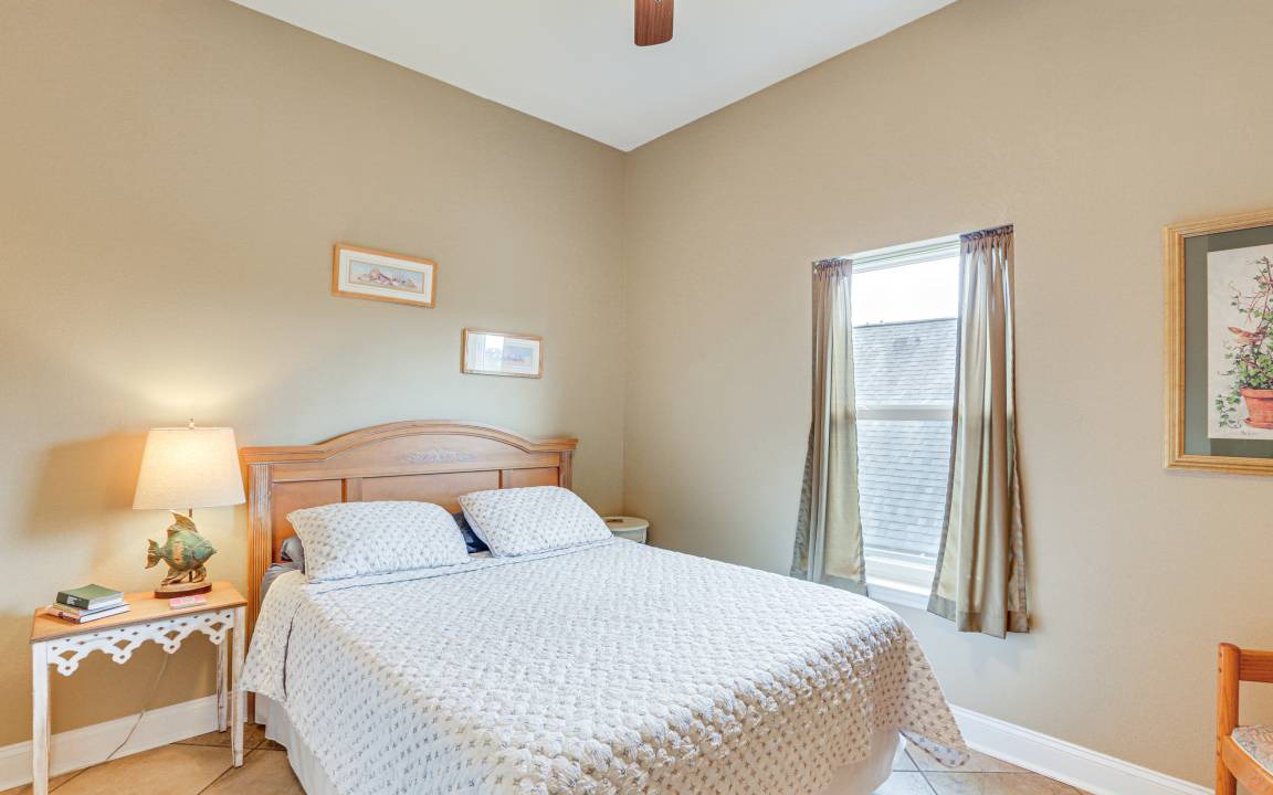 Photo of Bedroom in Crawfordville