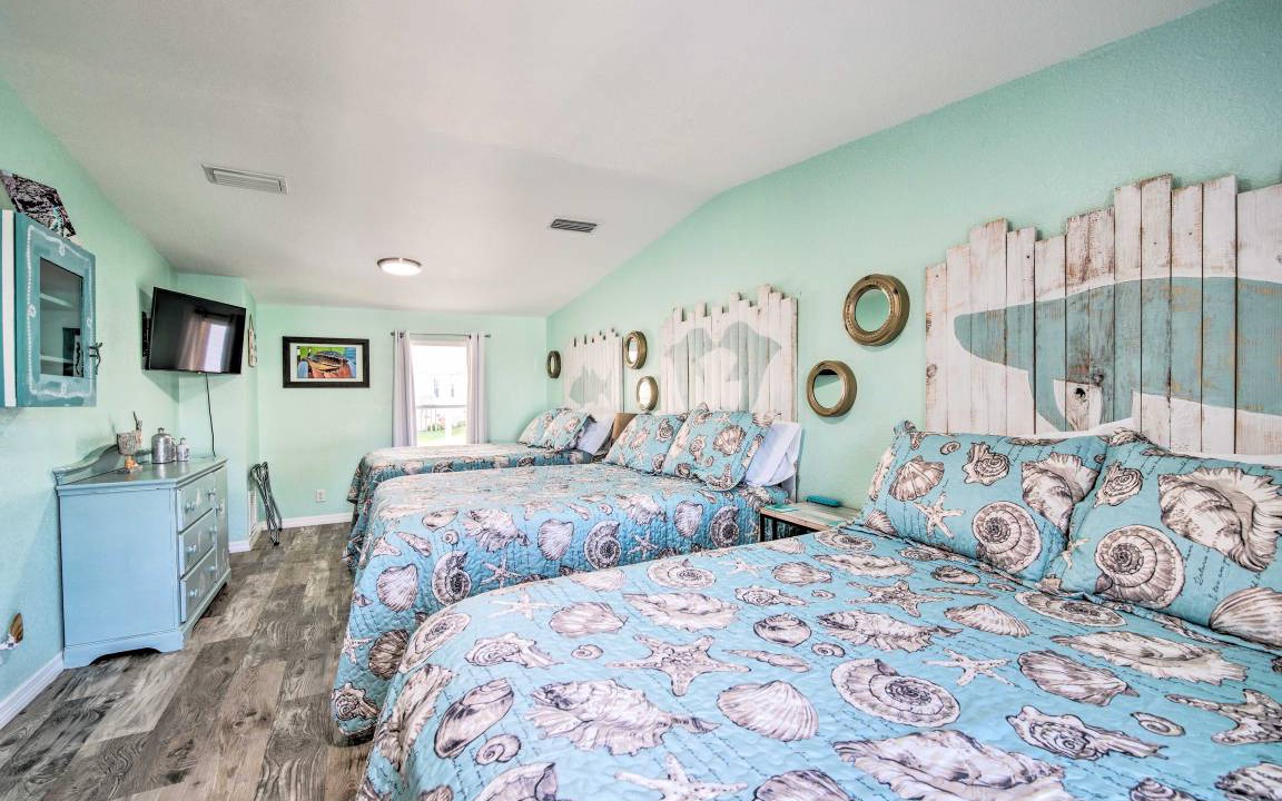 Photo of Bedroom in Homosassa