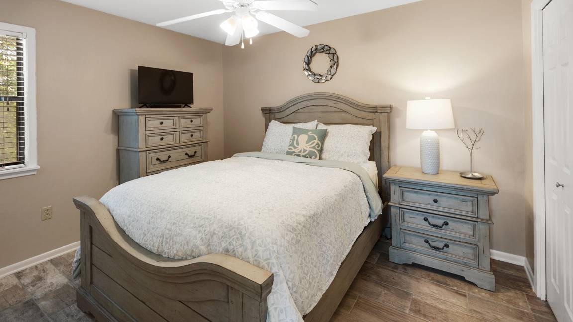 Photo of Bedroom in Seagrove Beach