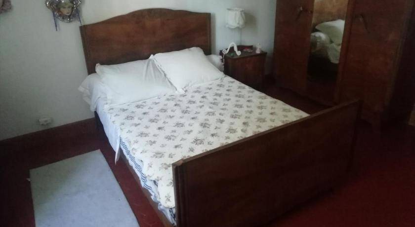 Photo of Bedroom in Montfavet