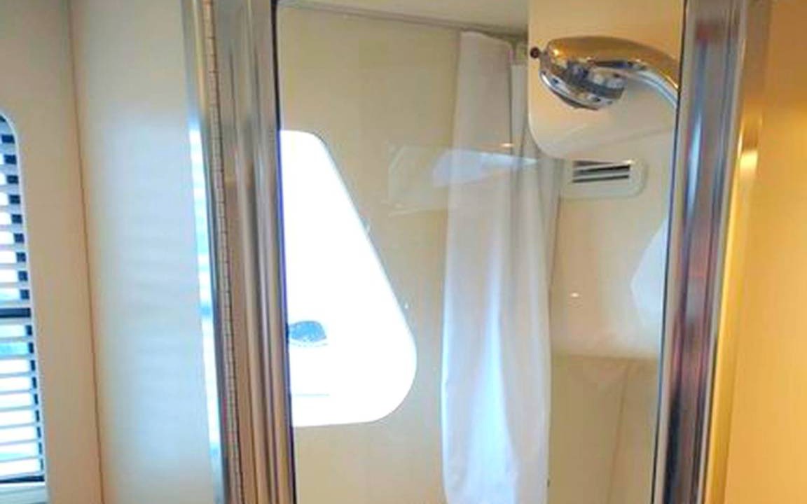 Photo of Bathroom in Thompson Square - Bunker Hill