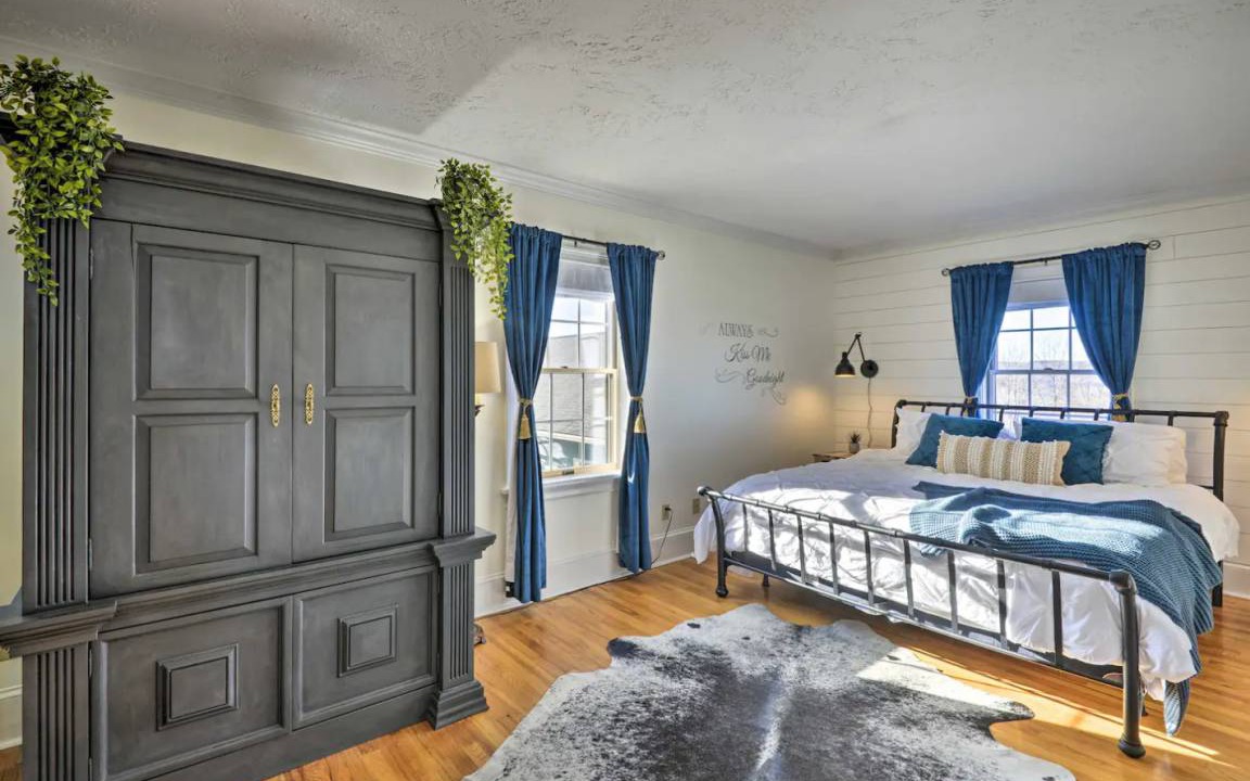 Photo of Bedroom in Tully