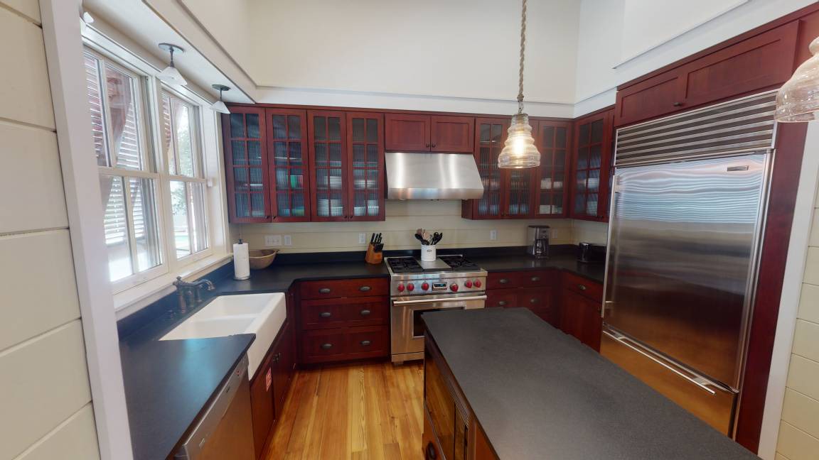 Photo of Kitchen in Beach District