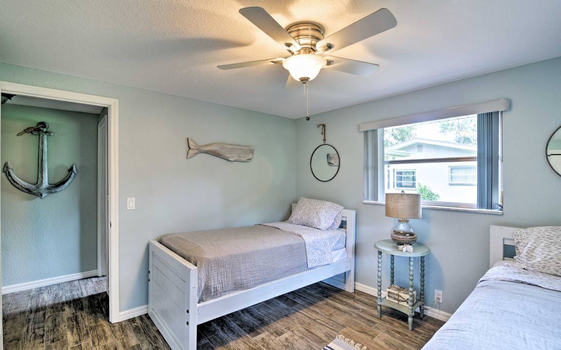 Photo of Bedroom in Yankeetown